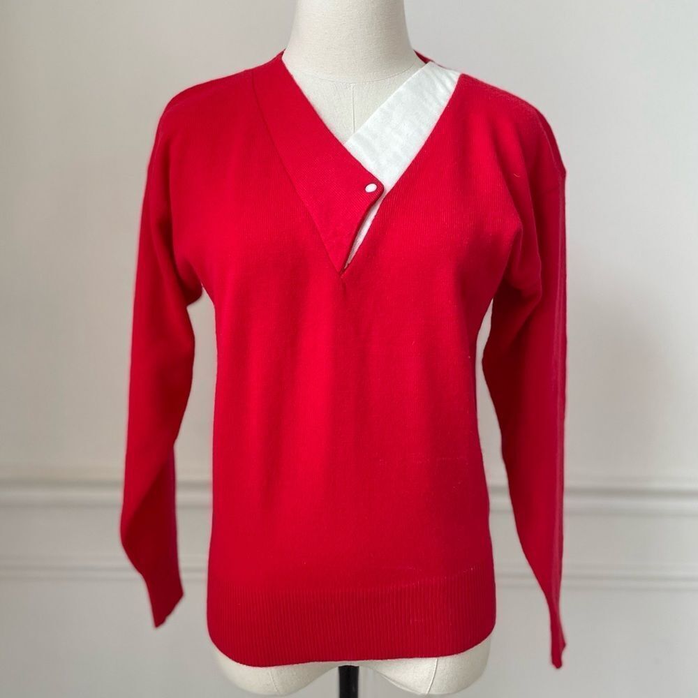 Vintage 70s Knitivo Red Ivory Lightweight Acrylic Sweater S M
